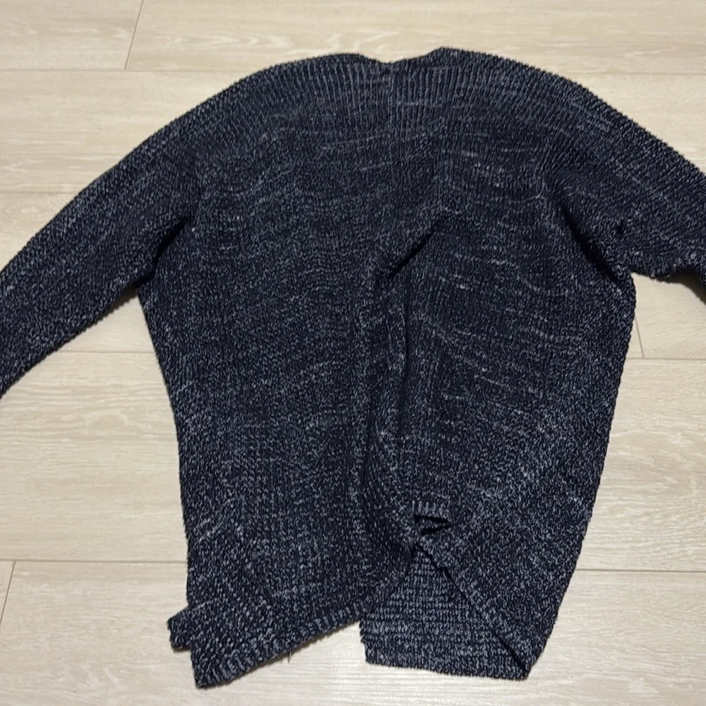 3/$10 Universal Thread Dark Blue Knit Cardigan - Picture 9 of 10